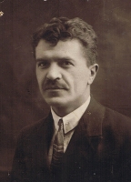 Батько Хращевський Микола Михайлович